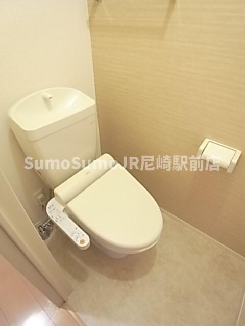 物件内観写真9　(シンプルで使いやすいトイレです)