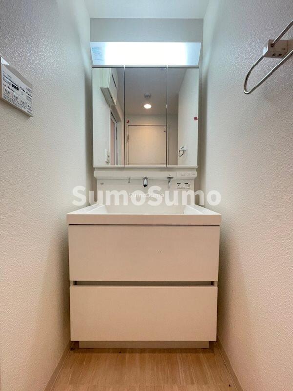 物件内観写真13　(使いやすい洗面所です)