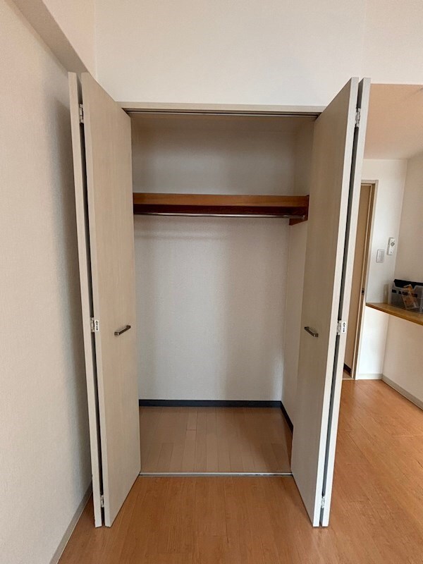収納(小物を収納するのに便利です)