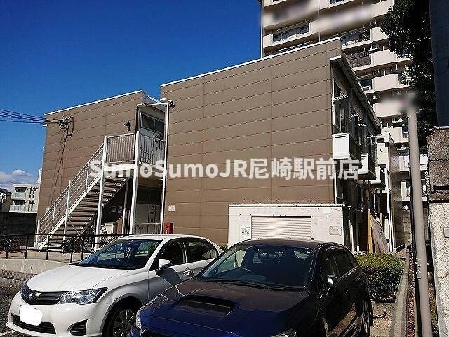 物件内観写真5　(外観もきれいです)