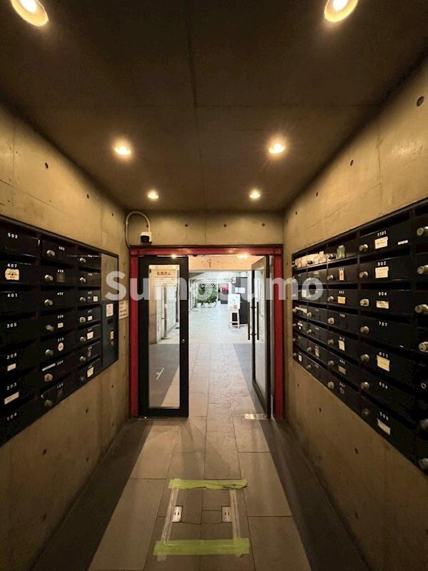 エントランス(建物の内部です)