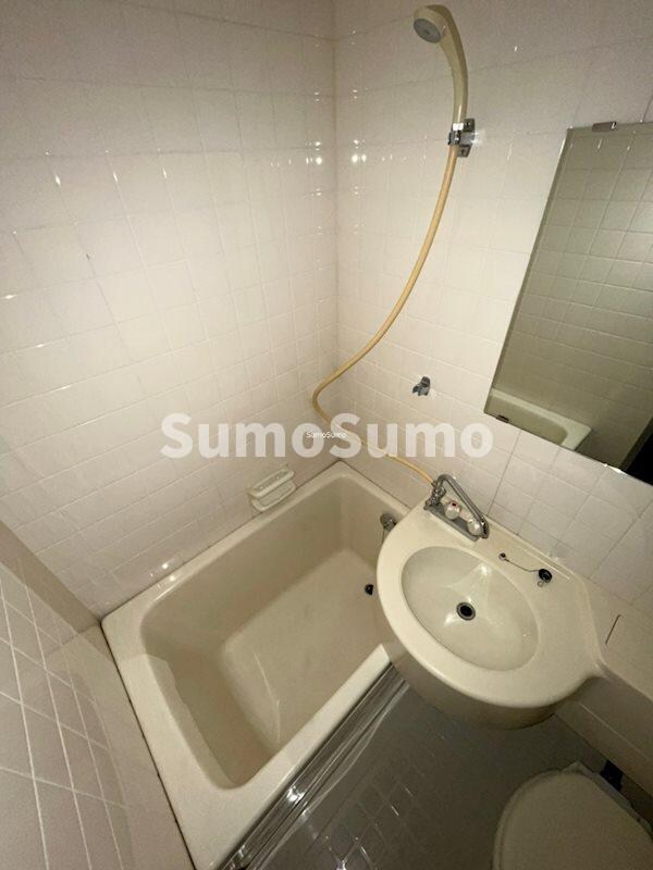 物件内観写真8　(お風呂です)