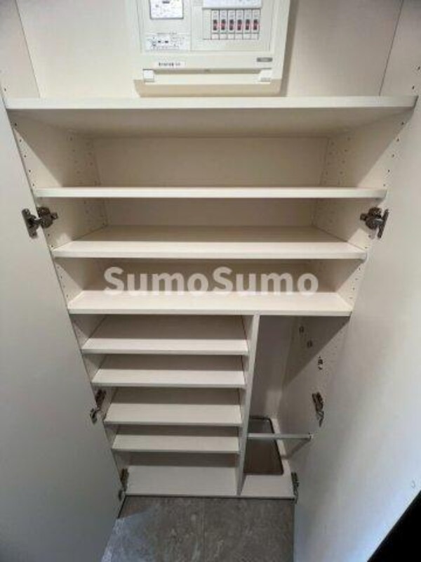収納