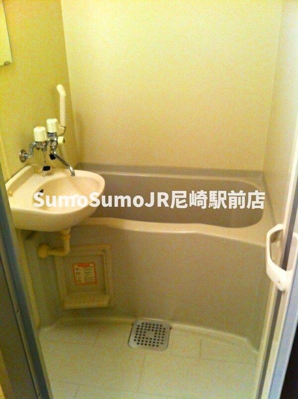 洗面・脱衣所(脱衣スペースもあります)