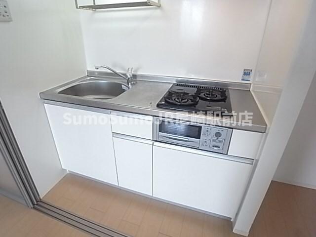 物件内観写真16　(コンパクトなキッチンで掃除もラクラク)