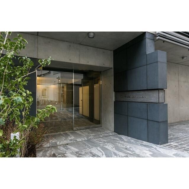 物件外観写真3　( )