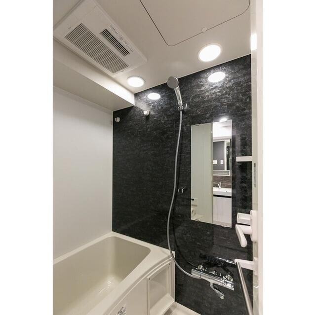 物件内観写真8　( )