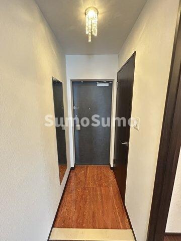 物件内観写真5　(玄関です)