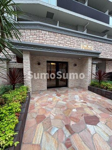 物件外観写真3　(建物の内部です)