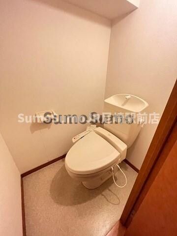 物件内観写真10　(シンプルで使いやすいトイレです)