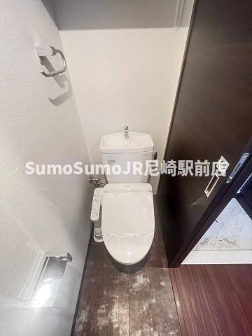 物件内観写真11　(コンパクトで使いやすいトイレです)