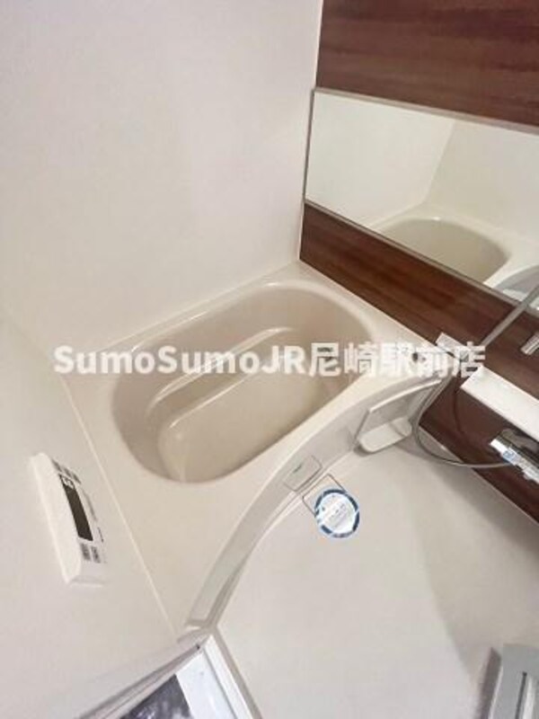 浴室(日々の疲れを癒すお風呂付です)