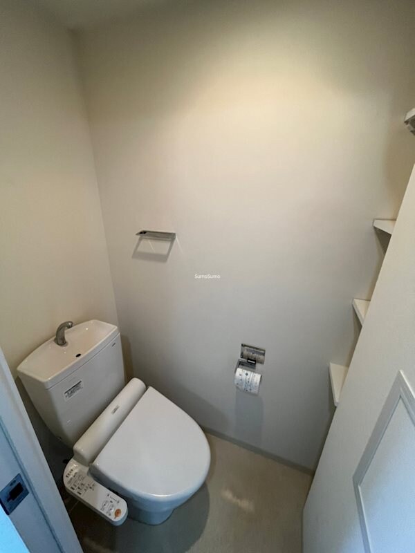 トイレ(ゆったりとした空間のトイレです)