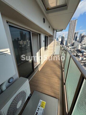 物件内観写真9　(外からの目が気にならないバルコニーで洗濯物が干せます)