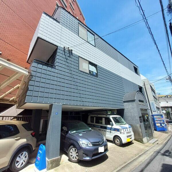 物件外観写真1　( )