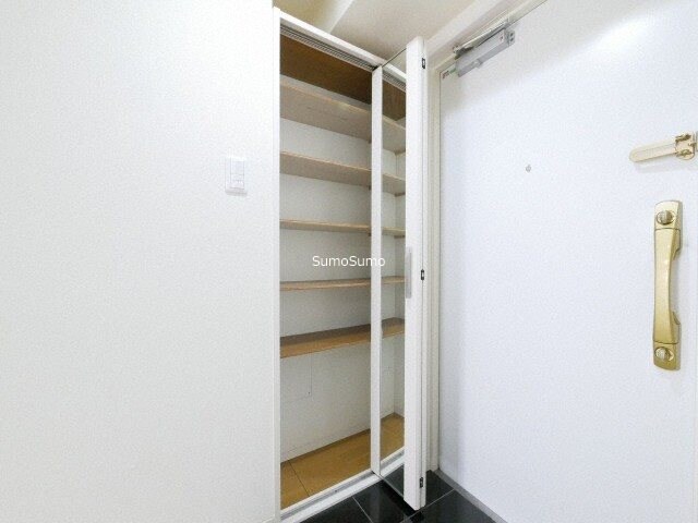 物件内観写真12　(十分な収納スペースがあります)