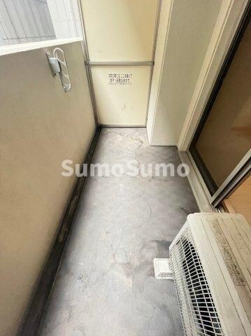 物件内観写真11　(お洗濯にも便利なバルコニー付き)