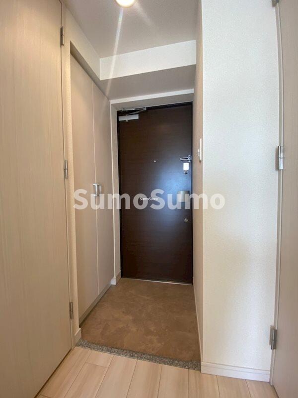 物件内観写真4　(きれいな玄関です)