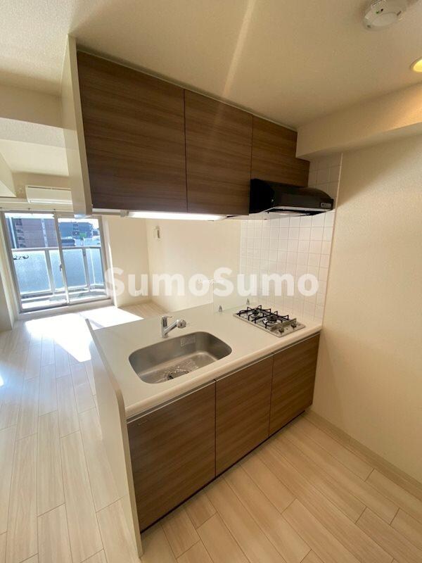 物件内観写真6　(コンパクトなキッチンで掃除もラクラク)