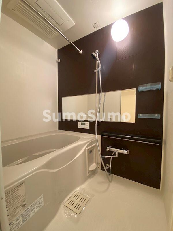 物件内観写真8　(ゆったり過ごせるお風呂です)