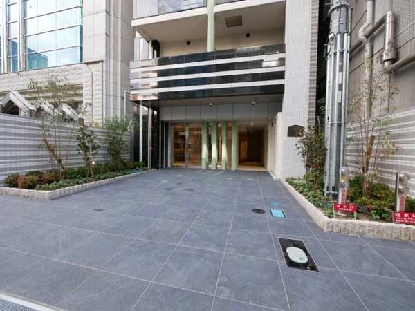 エントランス(毎日通るエントランスはこのようになっています)