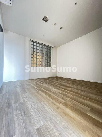 物件内観写真3　(使いやすいリビングです)