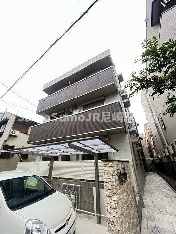 物件外観写真2　(外観もきれいです)