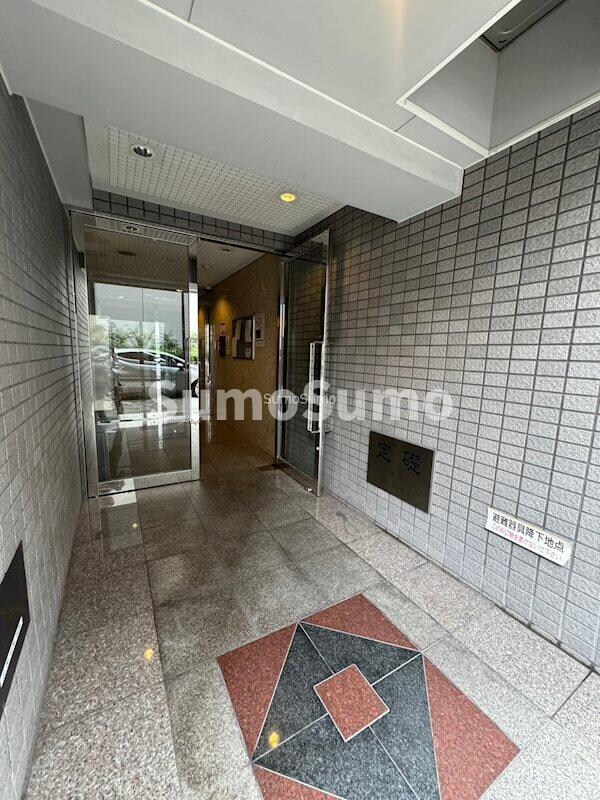 物件外観写真2　(エントランスです)