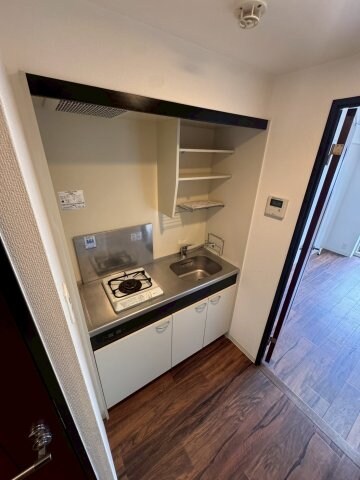 物件内観写真7　(使いやすいキッチンです)