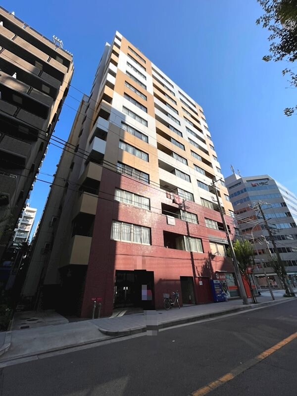 物件外観写真1　(建物外観を気になさる方へ、見た目の良い物件です)