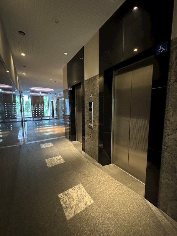 物件外観写真6　(外観もきれいです)