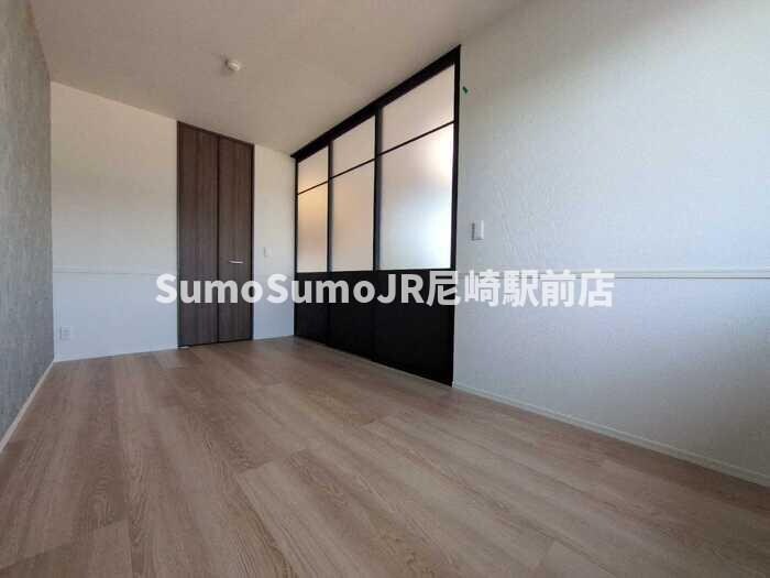 物件内観写真12　(ゆったり過ごせるリビングです)