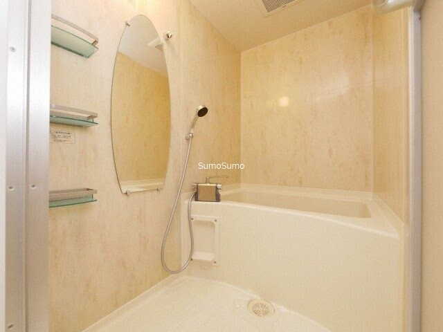 物件内観写真9　(日々の暮らしに欠かせないお風呂です)