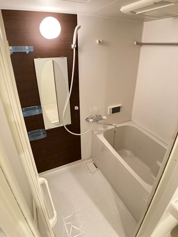物件内観写真8　(お風呂で日々の疲れを落としましょう)