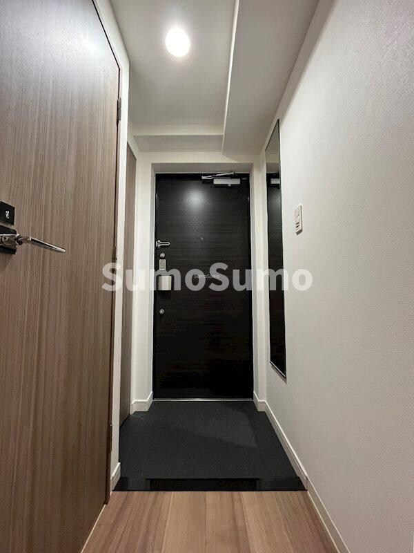 物件内観写真5　(シンプルで使いやすい玄関です)