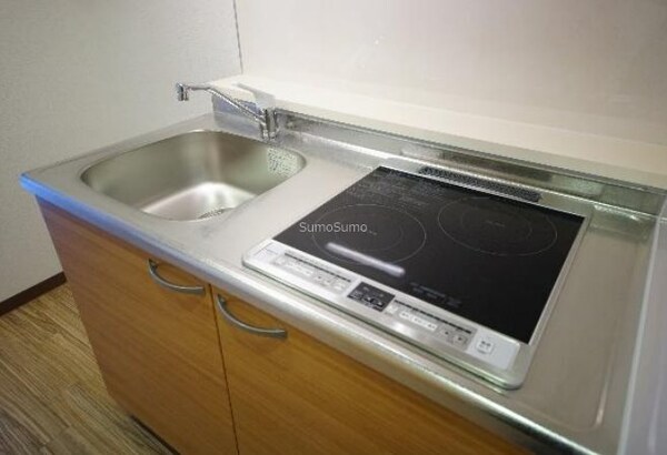 キッチン(キッチンでお料理をお楽しみください)