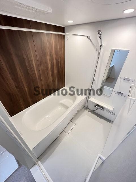 物件内観写真6　(日々の疲れを癒すお風呂付です)