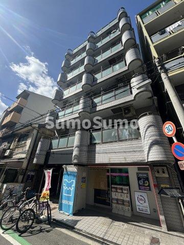 物件外観写真1　(きれいな外観です)