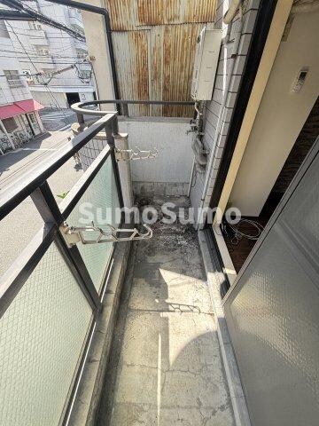 物件内観写真9　(バルコニーからの眺めを楽しみながら食事をしませんか)