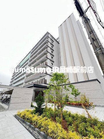 物件外観写真1　(きれいな外観です)