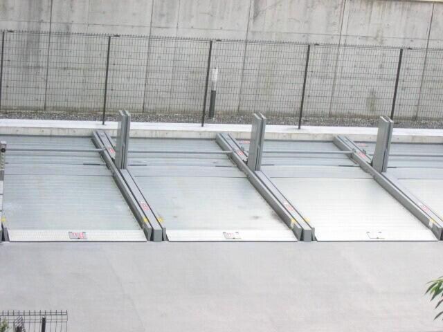 物件外観写真5　(2005年10月撮影 )