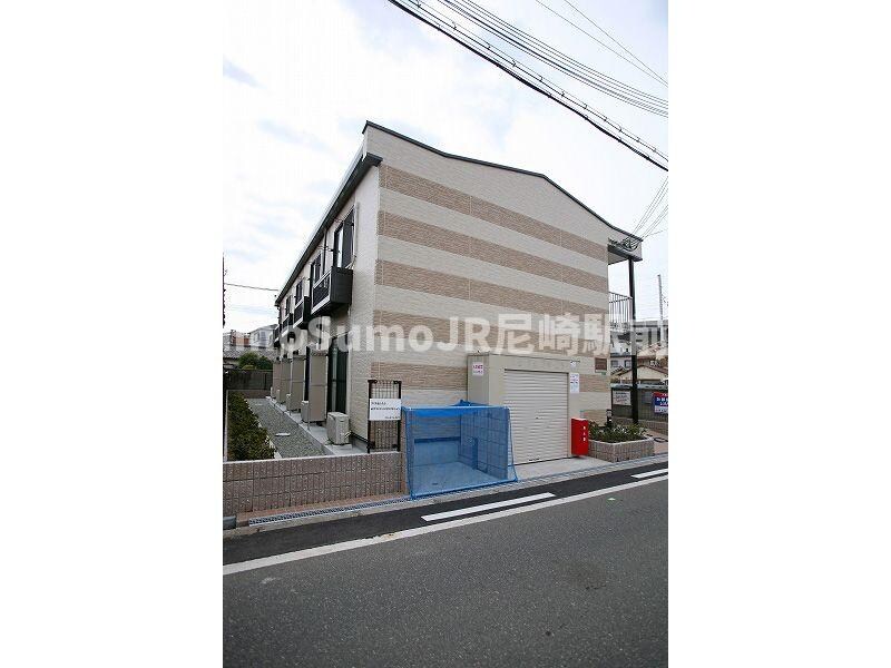 物件外観写真1　(物件の外観です)