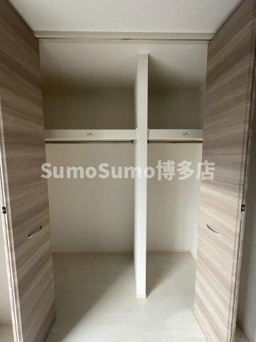 物件内観写真7　(大きなスペースがあり、収納には困りません)