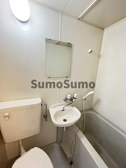 物件内観写真8　(洗面所です)