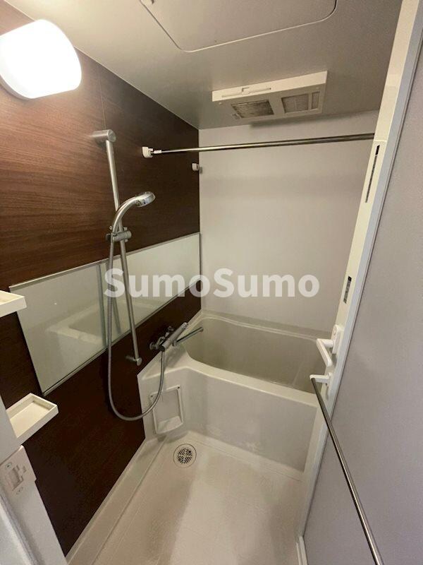 物件内観写真8　(落ち着いた空間のお風呂です)