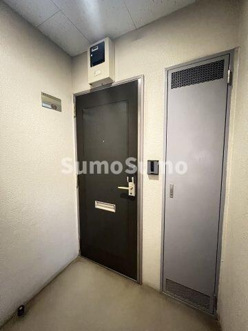 物件内観写真4　(きれいな玄関です)