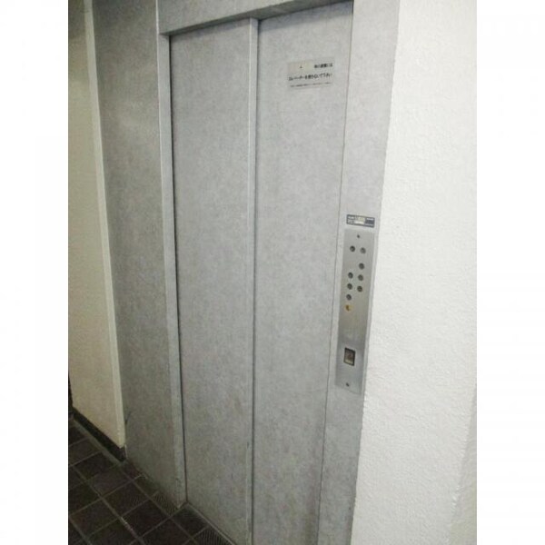 建物設備( )