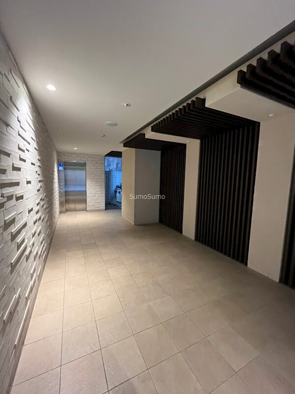 物件外観写真3　(建物の内部です)