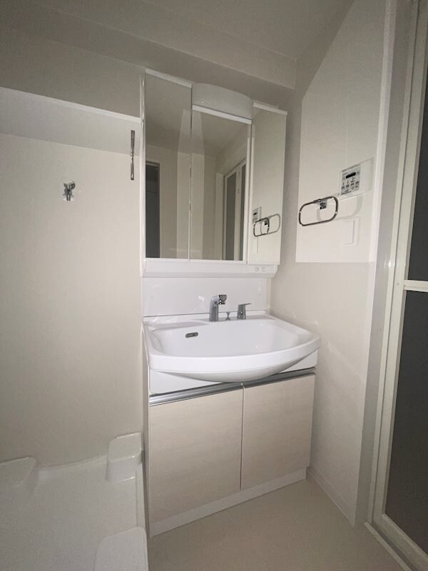 洗面・脱衣所(コンパクトで使いやすい洗面所)