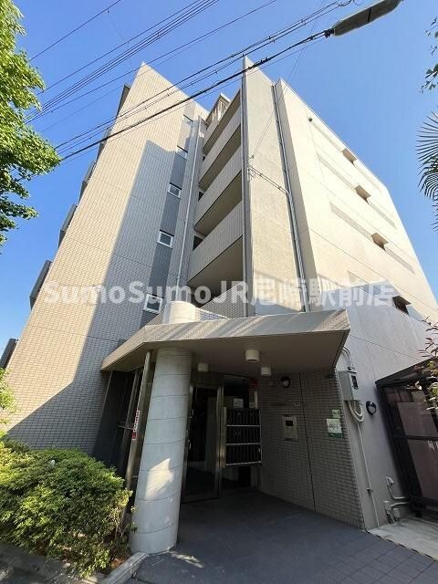 物件外観写真1　(きれいな外観です)